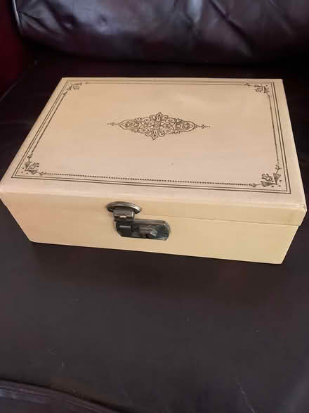 Photo of free Collectible jewelry box (Marinwood) #1
