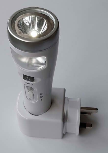 Photo of free Multifunctional LED light (Townsend AL3) #3