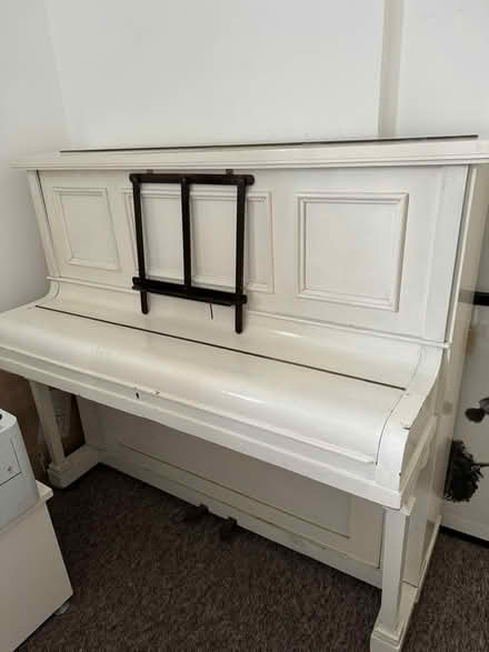 Photo of free Piano (Hendon NW4) #1