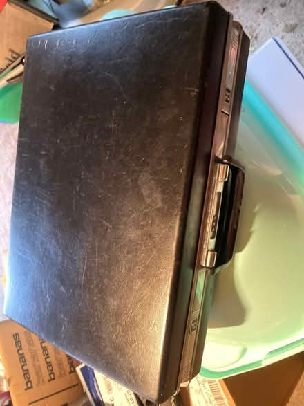 Photo of free Briefcase (Bonaly EH13) #1
