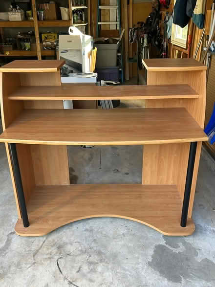 Photo of free Nice student desk (Perkasie) #1