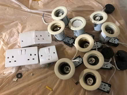 Photo of free Ceiling GU10 spot light housing (SG4 Hitchin) #1