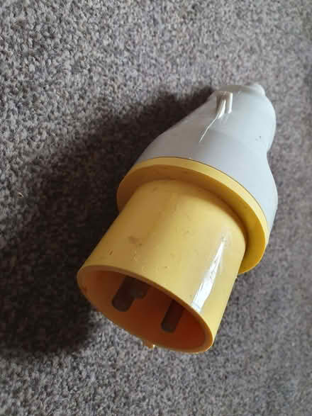 Photo of free 110 volt site cables and plugs (Wymondham NR18) #2