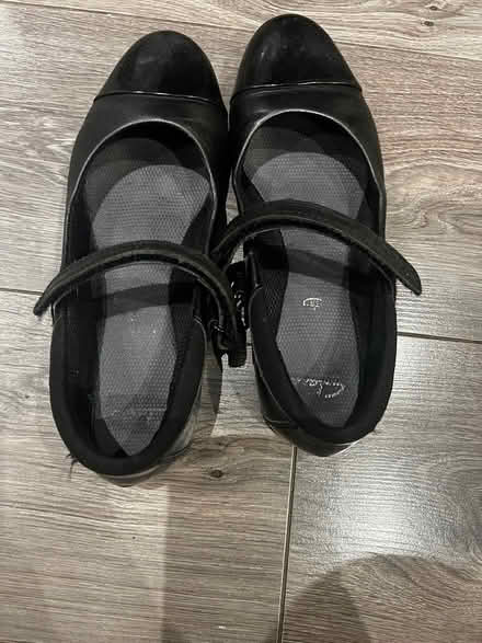 Photo of free Girls school shoes (CR8) #1