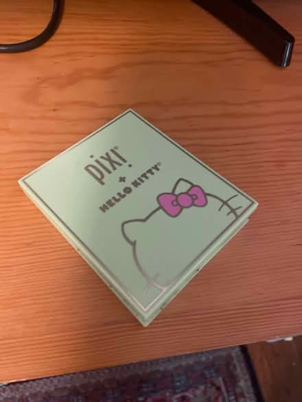 Photo of free Eye shadow compact (Dempster east of Ridge) #2