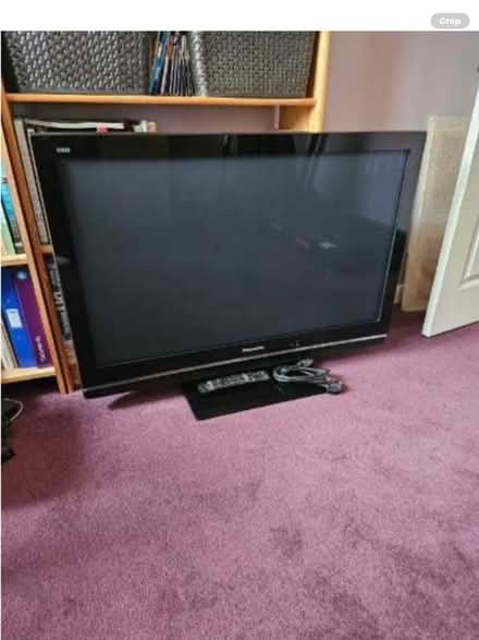 Photo of free 42inch Panasonic TV (Crowthorne RG45) #1