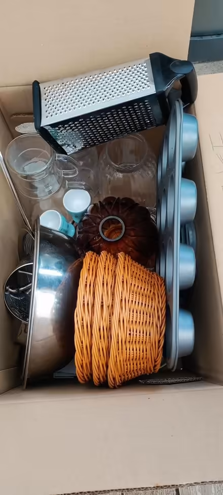 Photo of free Kitchen Items (NW6 6AH) #1