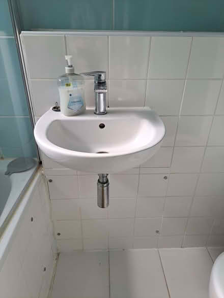 Photo of Cupboard for under bathroom sink (Strawberry Hill TW2) #1