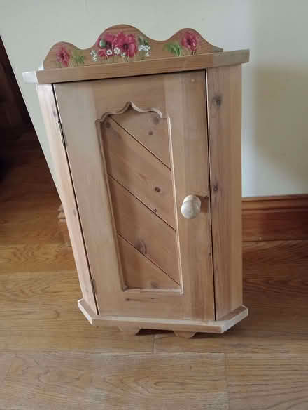 Photo of free Corner cabinets (Keswick CA12) #1