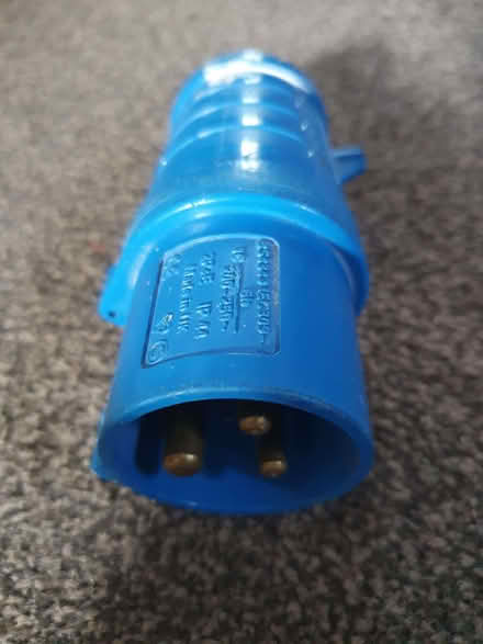 Photo of free 110 volt site cables and plugs (Wymondham NR18) #4