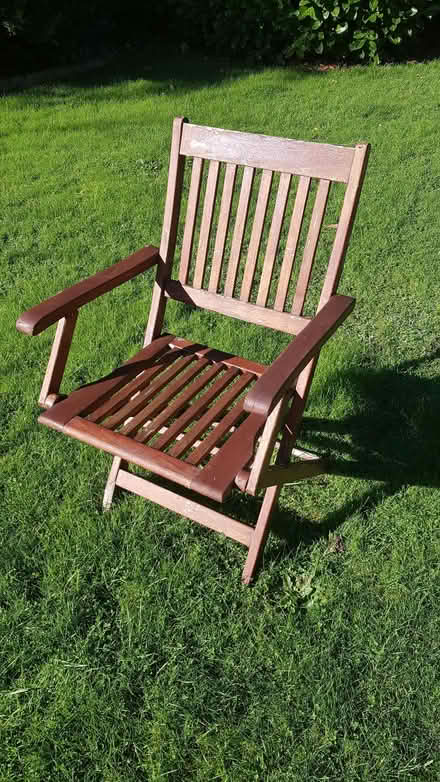 Photo of free 6 folding garden chairs (Henley-on-Thames RG9) #2