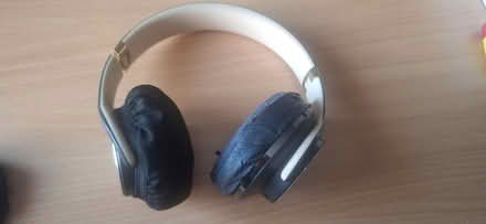 Photo of free Headphones (Finchley N2) #3