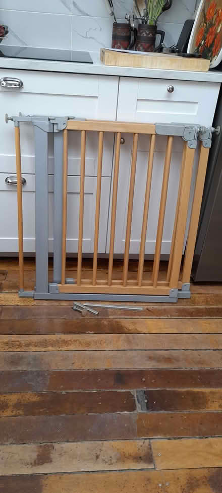 Photo of free 2 x adjustable child gates (Saughall village CH1) #1