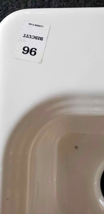 Photo of free Small sink Biscuit color (Bartlett downtown) #2