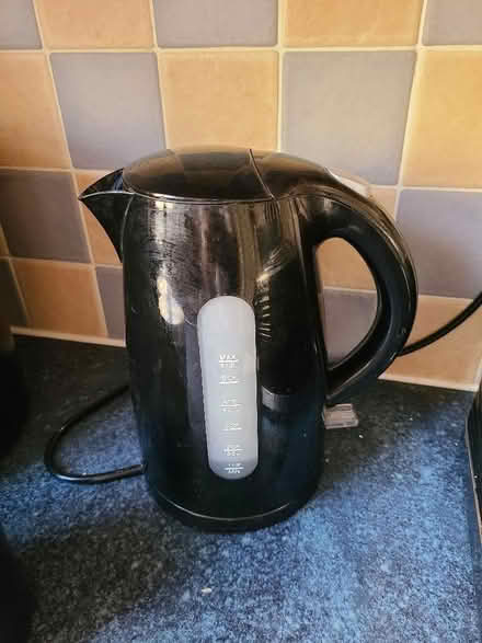 Photo of free Black kitchen set (Nun Hills) #1