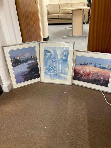 Photo of free Pictures (Orpington) #1