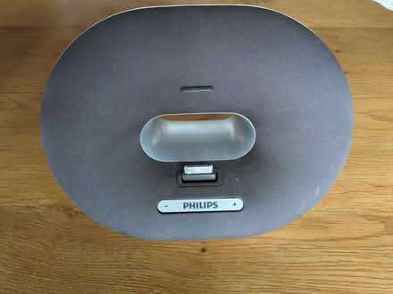 Photo of free Philips Fidelio Speaker (Wareham BH20) #4