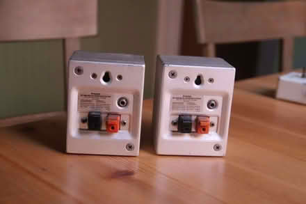Photo of free Pair of Ross Mini Speakers (Palmer Park RG6) #3