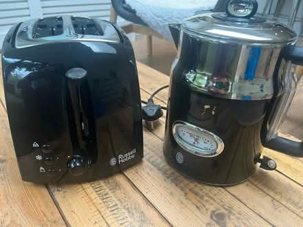 Photo of free Toaster & Kettle Russell Hobbs (Isleworth TW7) #1