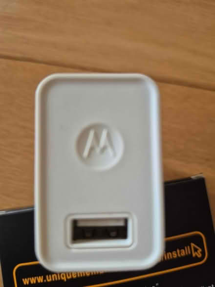 Photo of free AC adapter USB (Friern Barnet N11) #1