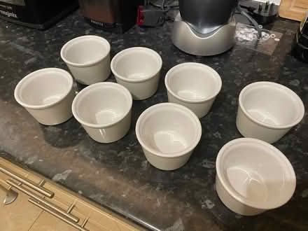 Photo of free Set of small oven safe dishes (Nightingale Lane, SW12) #3