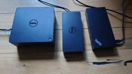 Photo of free SE6 Docking stations - assortment (Bellingham SE6) #1