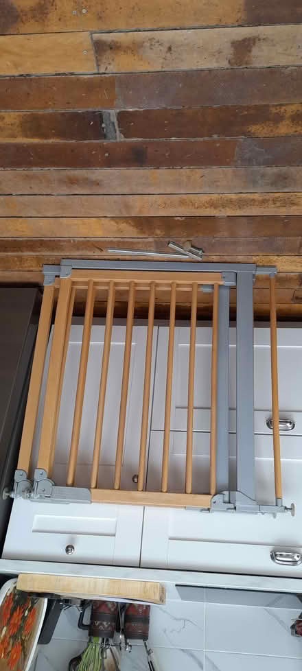 Photo of free 2 x adjustable child gates (Saughall village CH1) #2