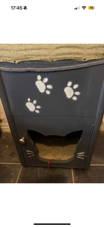 Photo of free Cat bed with Storage (Banbury OX16) #1