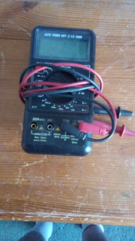 Photo of free multimeter ( faulty ? ) (Dukinfield SK16) #1