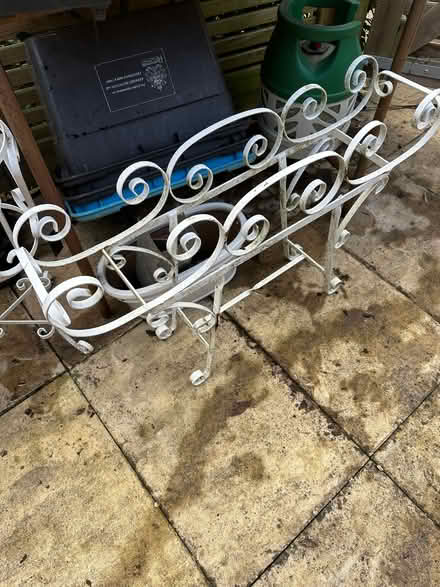 Photo of free White metal plant trough holder - garden (Trumpsgreen GU25) #1