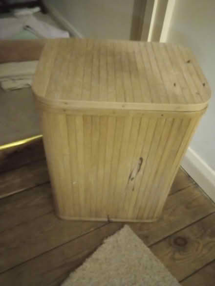 Photo of free Laundry basket (Caversham Heights RG4) #1