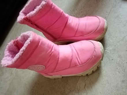 Photo of free Children's Boots (Creekmoor - BH17) #2