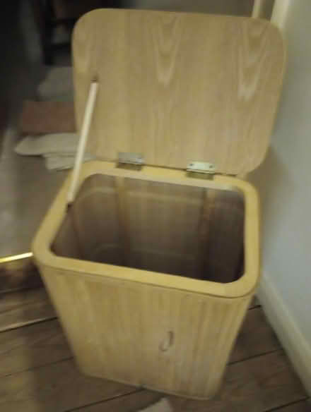 Photo of free Laundry basket (Caversham Heights RG4) #2
