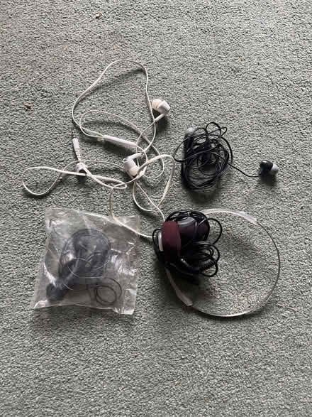 Photo of free various headphones (OX5 (Kidlington)) #1