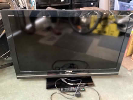 Photo of free TV (Lower Green TN2) #1