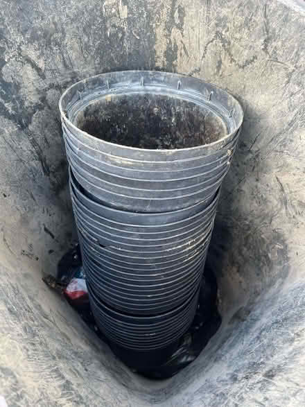 Photo of free Plant pots (Tonbridge) #2