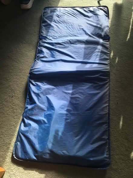 Photo of free Reebok gym mat (Centurion Rise, Hastings TN34) #1