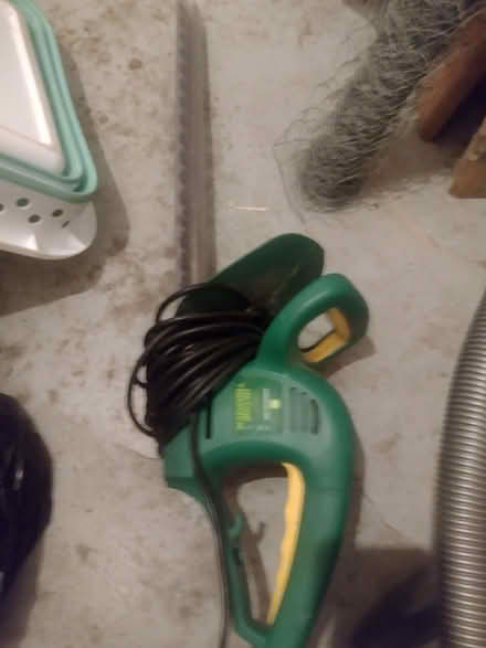 Photo of free Corded hedge trimmer not working (Shiregreen S5) #1
