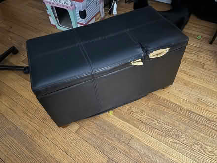Photo of free storage ottoman, some damage (Chicago Edgewater) #2