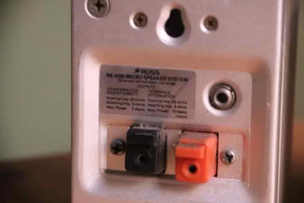 Photo of free Pair of Ross Mini Speakers (Palmer Park RG6) #4