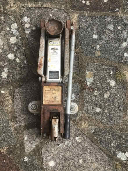 Photo of free Car maintenance (RH13 5HH) #2