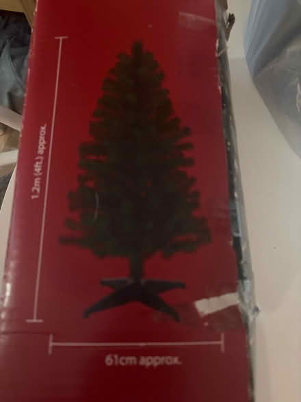 Photo of free 4ft Christmas Tree (Croydon CR7) #1