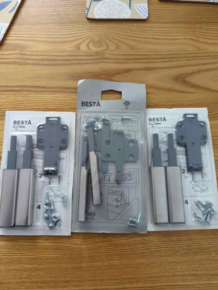 Photo of free Soft close catches (Kidlington OX5) #1