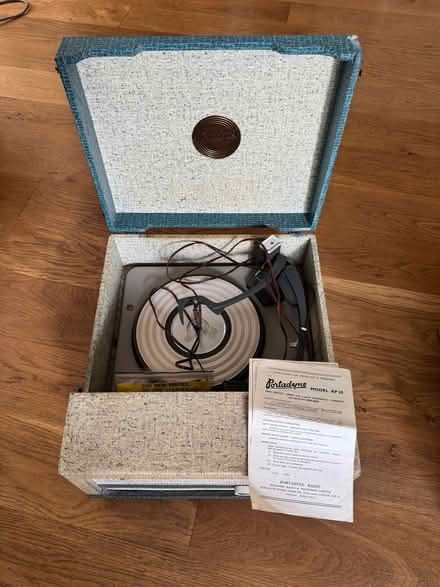 Photo of free Portadyne valve record player - Not working (North Watford WD24) #2