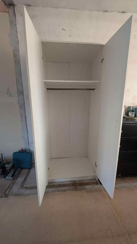 Photo of free White wardrobe (Welling/Bexleyheath) #2