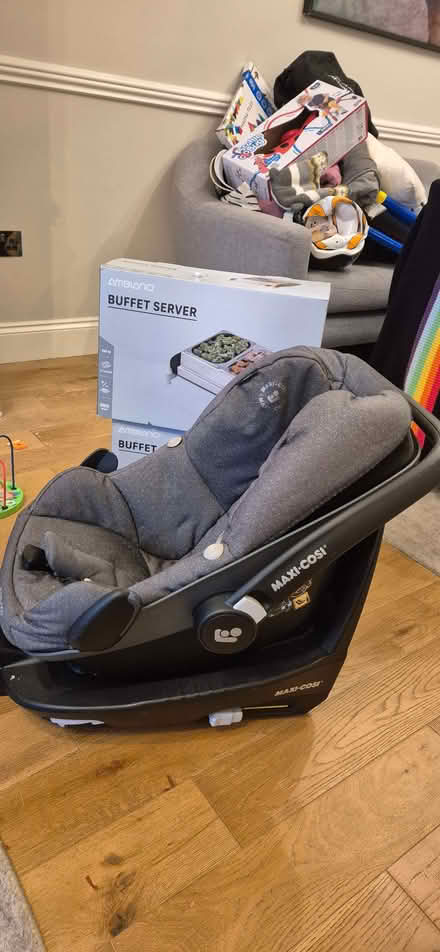 Photo of free Carseat baby to 18months (Barkingside IG2) #3