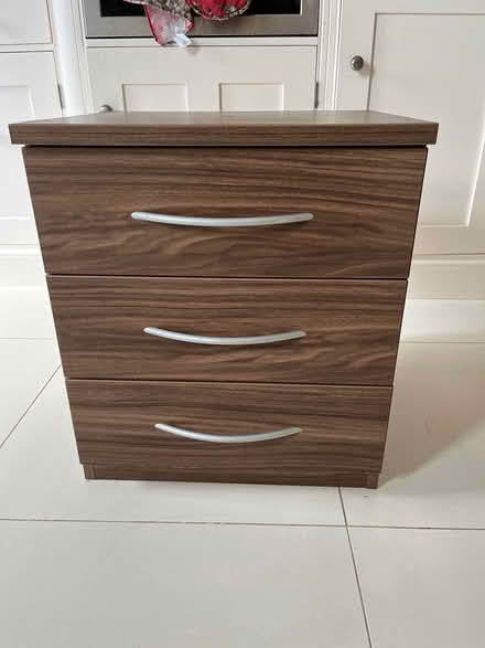 Photo of free Small Chest of Drawers (Oxted) #1