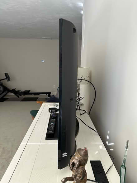 Photo of free Sony TV with remote (Clinton MA) #4