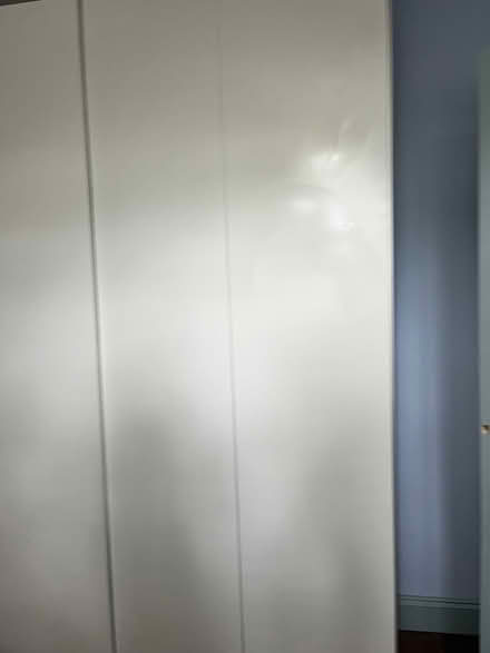 Photo of free Hasvik sliding Wardrobe doors (WD19 Oxhey) #3