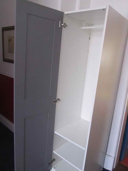 Photo of free single wardrobe unit (Finchley N12) #2